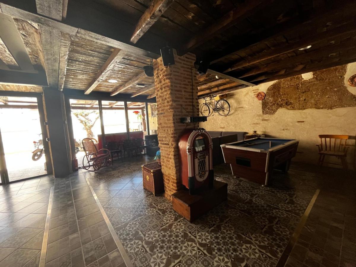 Casa Ruina Pension Nava del Rey Buitenkant foto