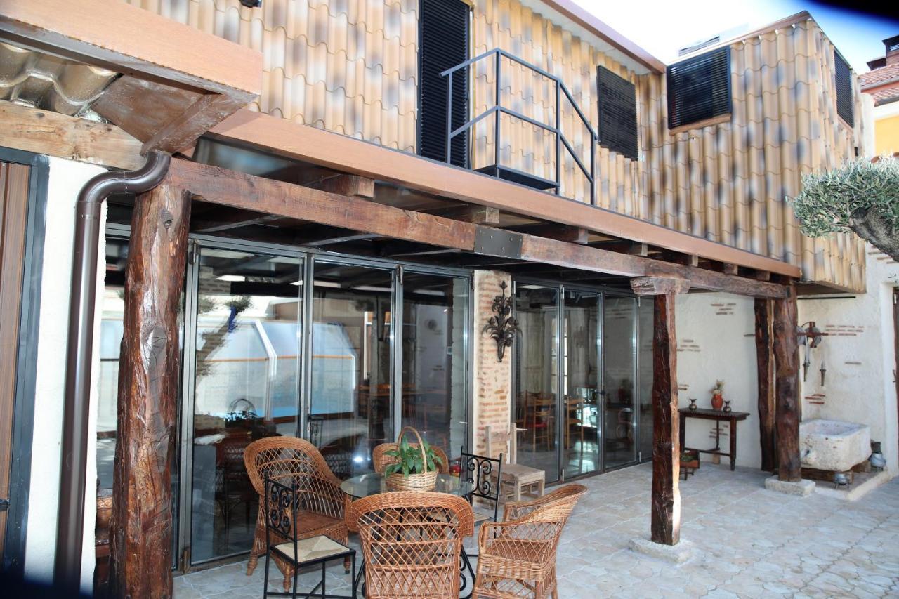Casa Ruina Pension Nava del Rey Buitenkant foto