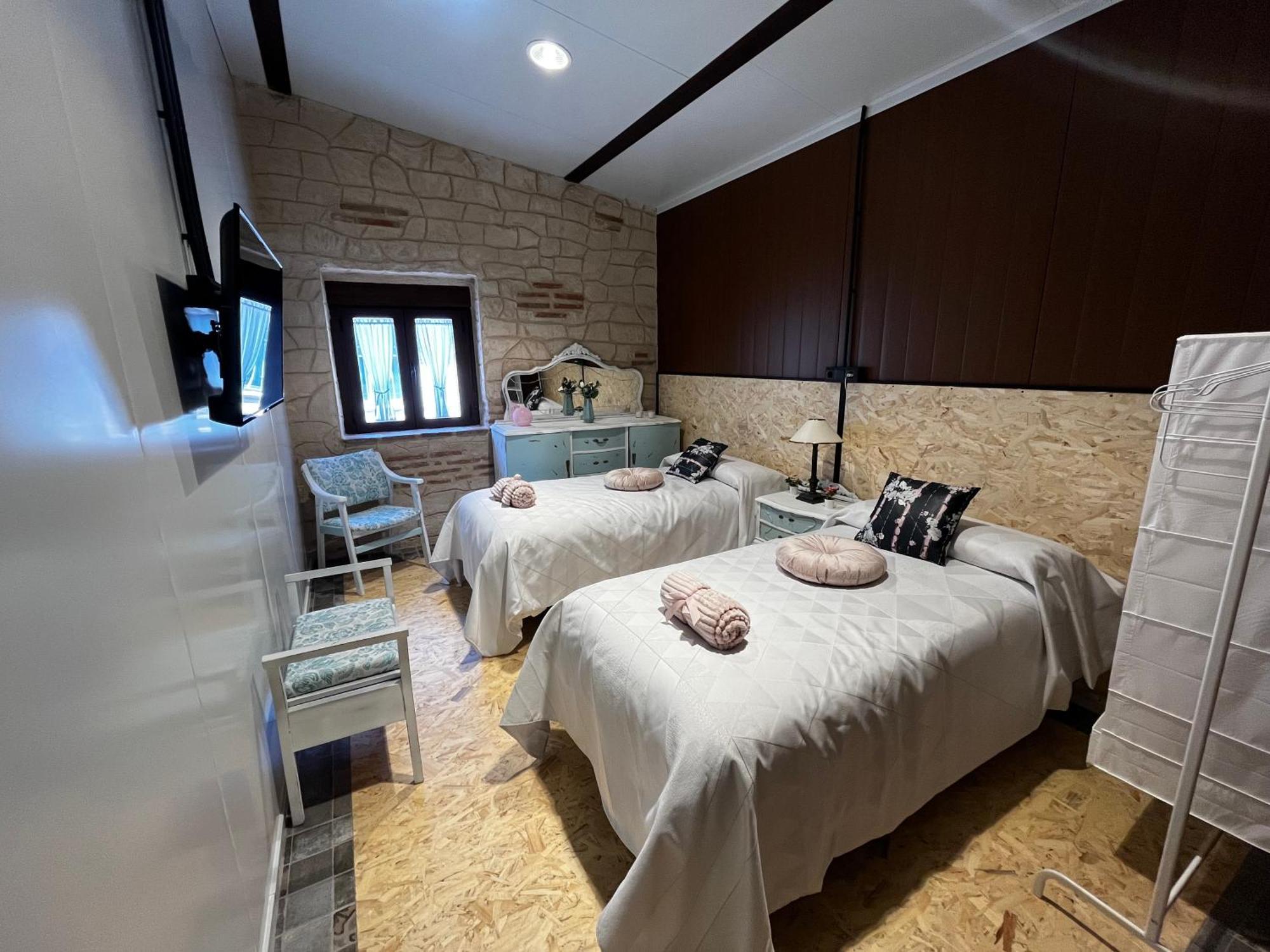 Casa Ruina Pension Nava del Rey Buitenkant foto