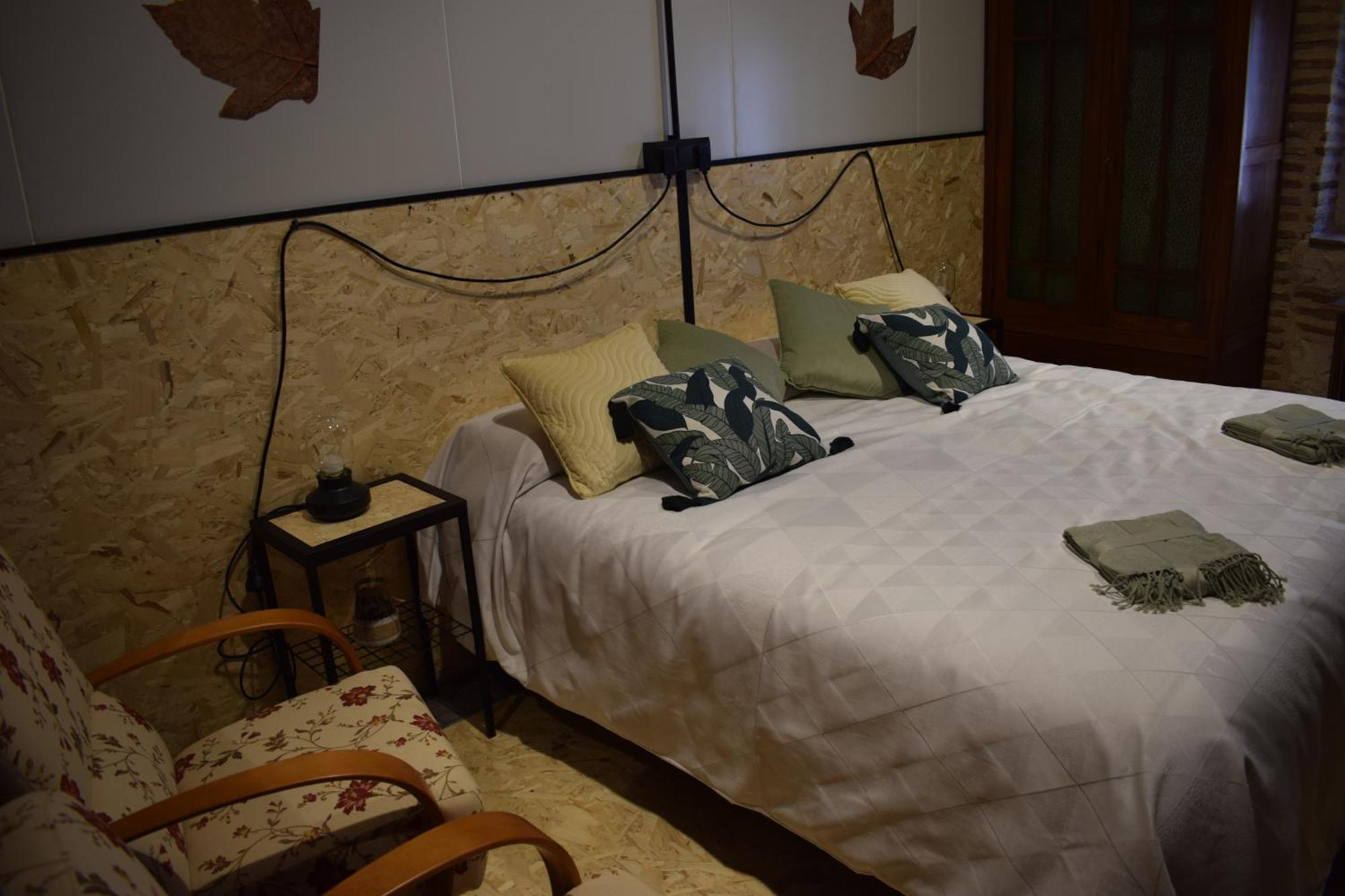 Casa Ruina Pension Nava del Rey Buitenkant foto